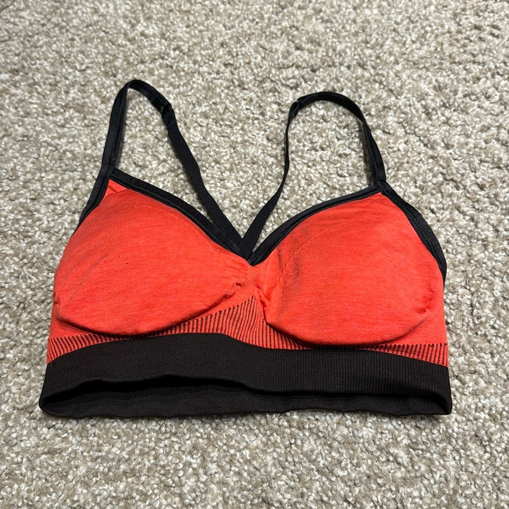 Lululemon adjustable Sportsbra